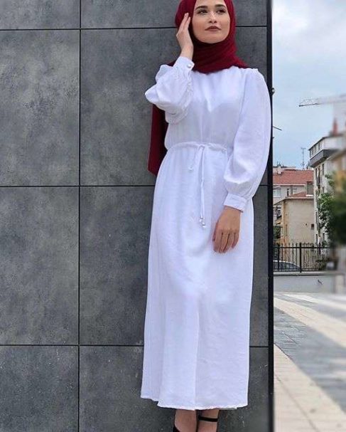 Beli Büzgülü Tesettür Elbise